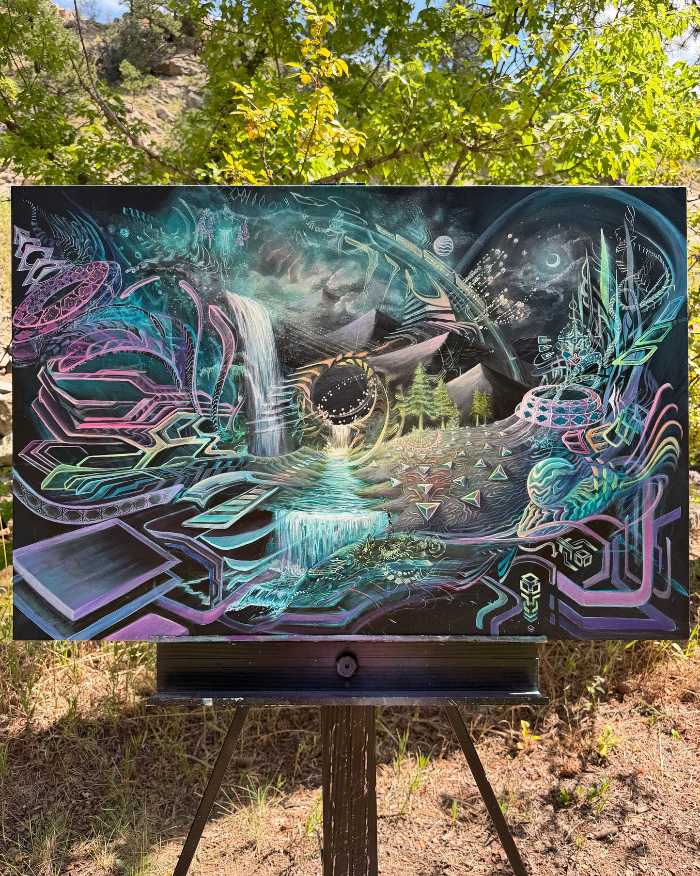 "Eye Candy" - Julia Wild x Atlas